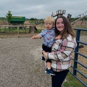 Meet your Posher, Annalise